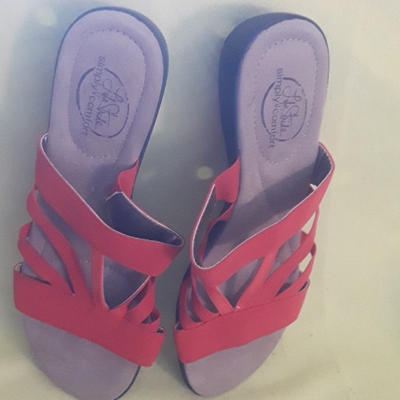 Sandals - Picture 2 of 2